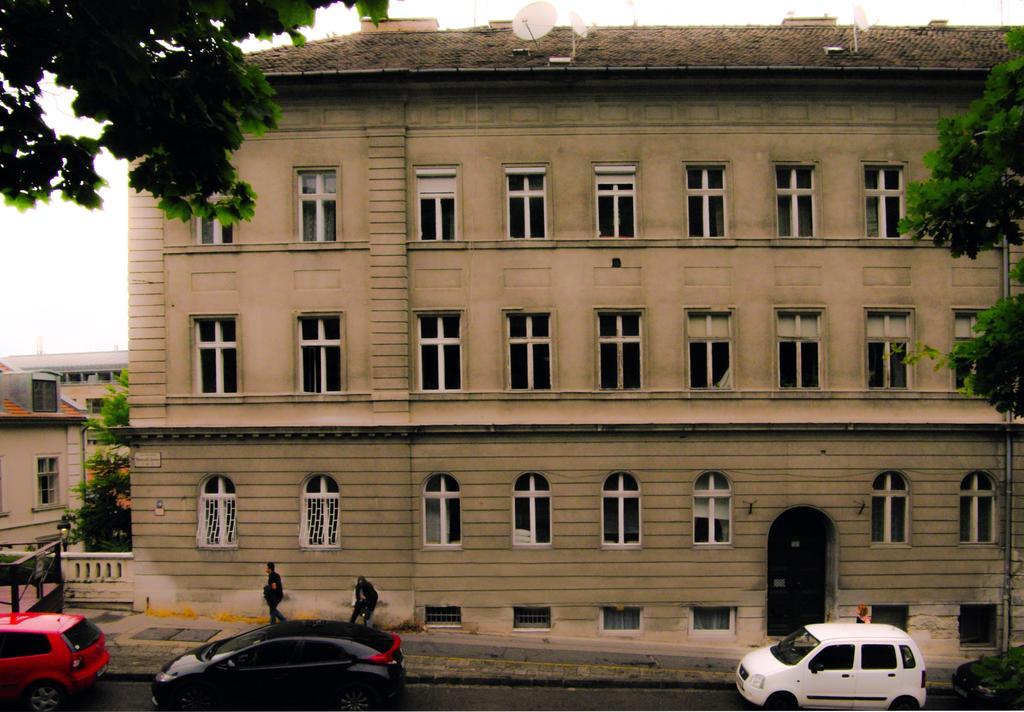 Gasthof Balance Green Door 7